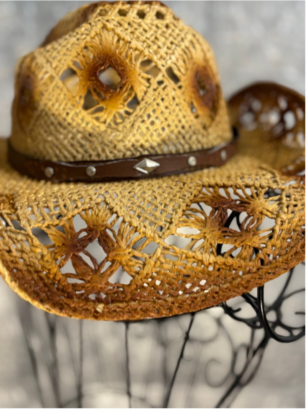 WOMENS Natural STRAW hat leather strap Western Cowboy rodeo country festival - Picture 2 of 5